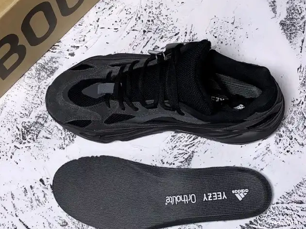 Boost Yeezy Vanta